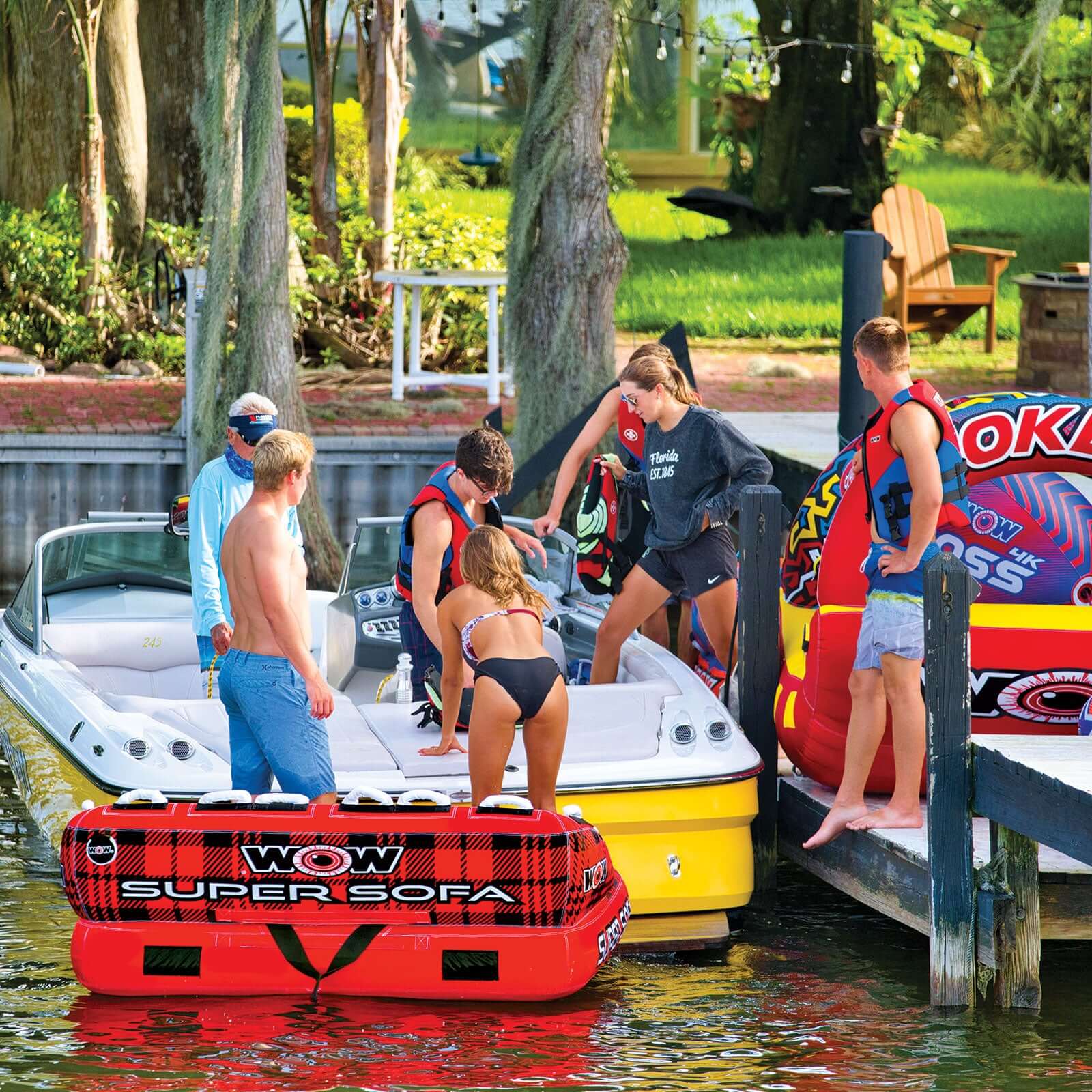 WOW Sports Super Sofa 1 to 3-Person Towable (21-1040)